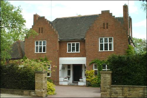 09 Winnington Road a